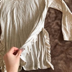 Aerie tunic top with slit. Size medium. Cream